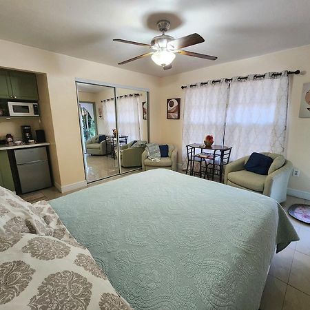 The Green Door Bungalow North North Naples Exterior foto